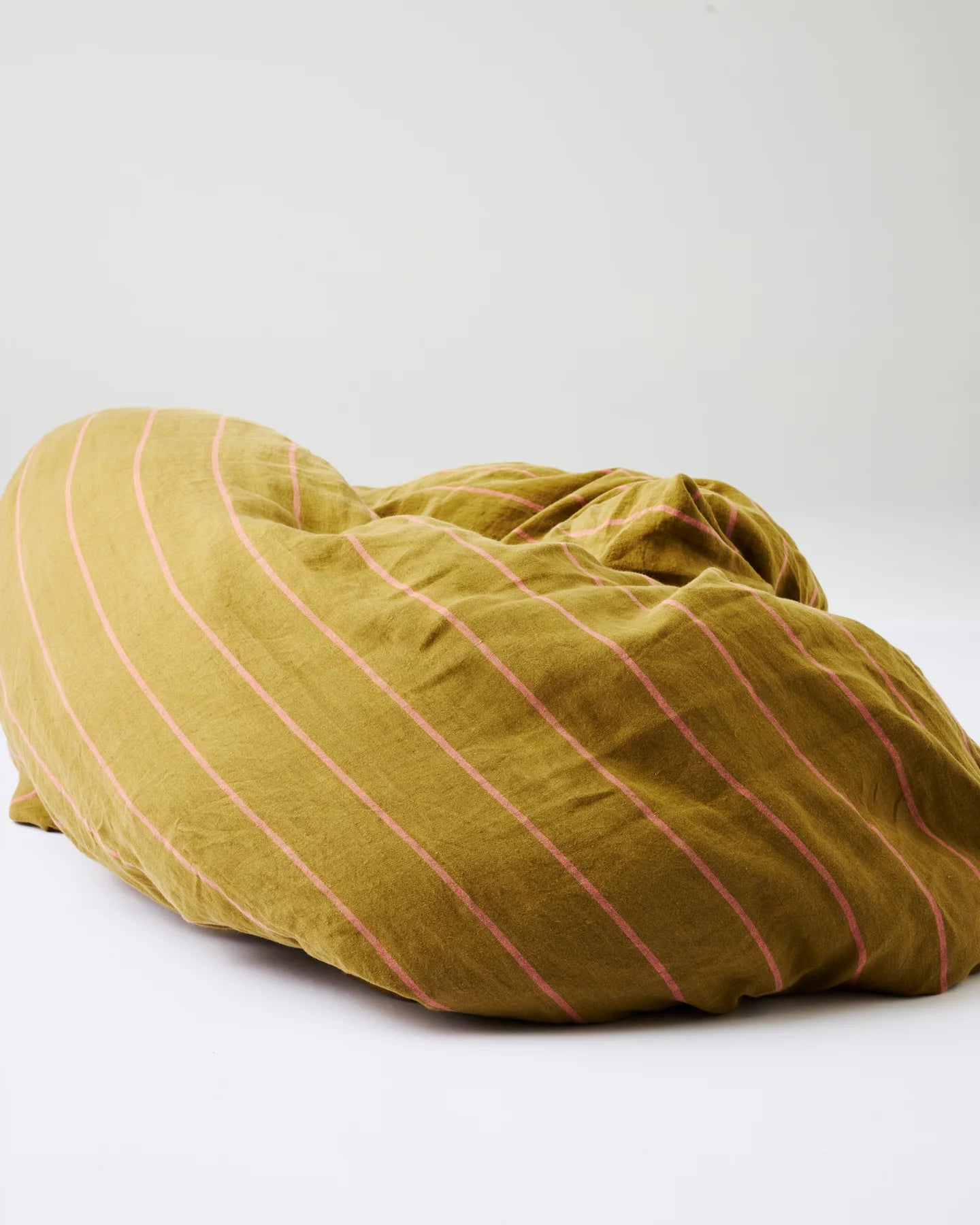 Tapenade Delight Linen Quilt Cover