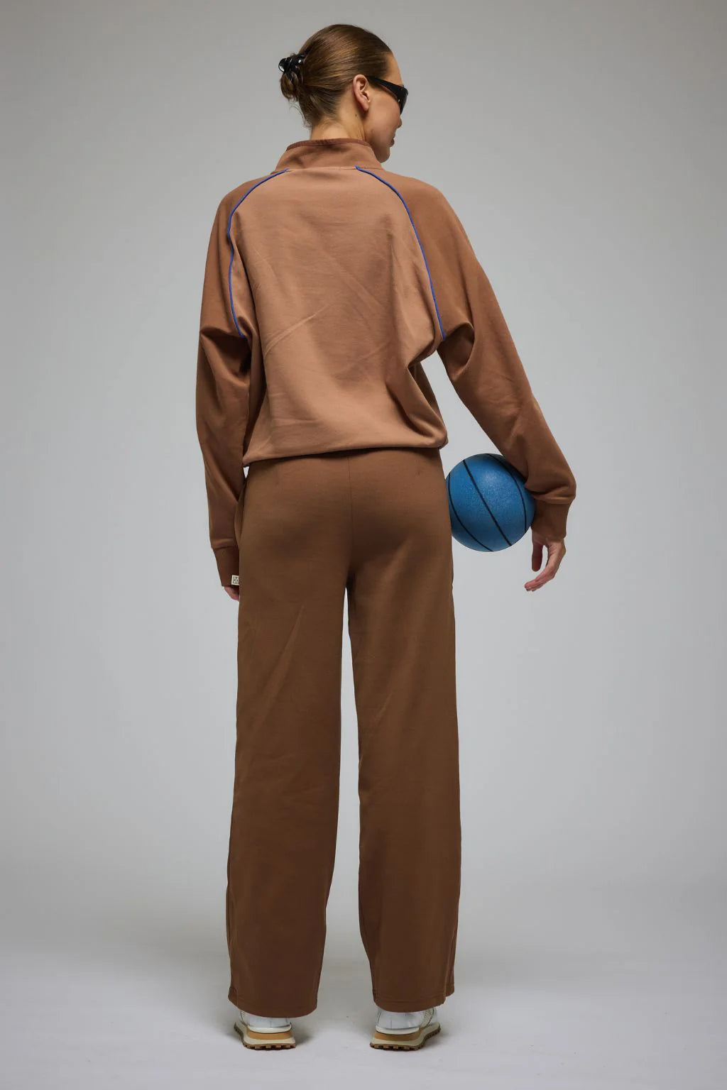 Vici Trackpant in Toasted Pecan