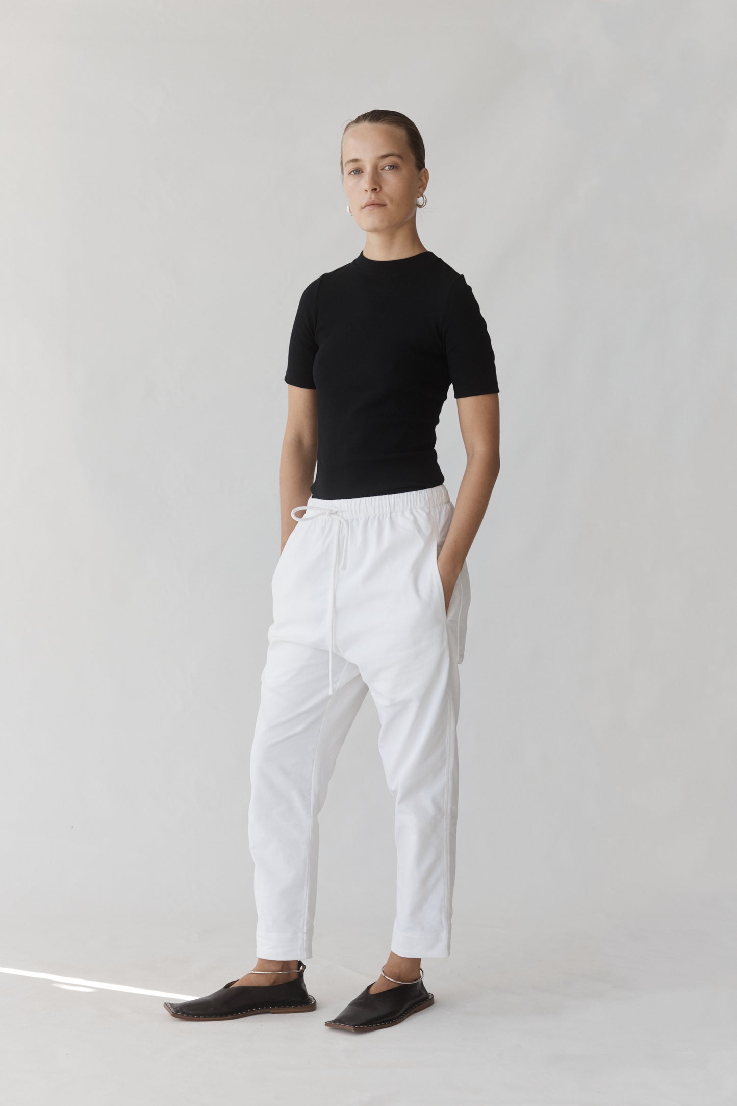 SIZE LARGE (12) Ashley Pant in White