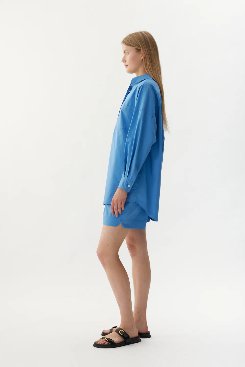 SIZE SMALL The Chiara Mid Length Short in Ink Blue