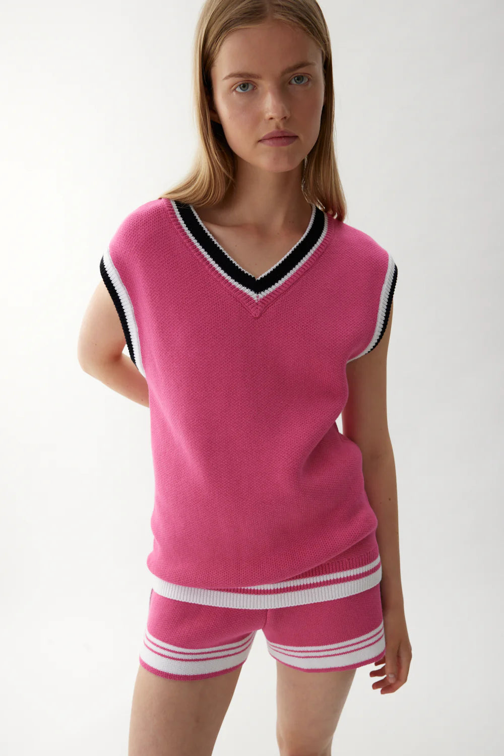 Love Colour Block Knit Vest in Peony, White and Black