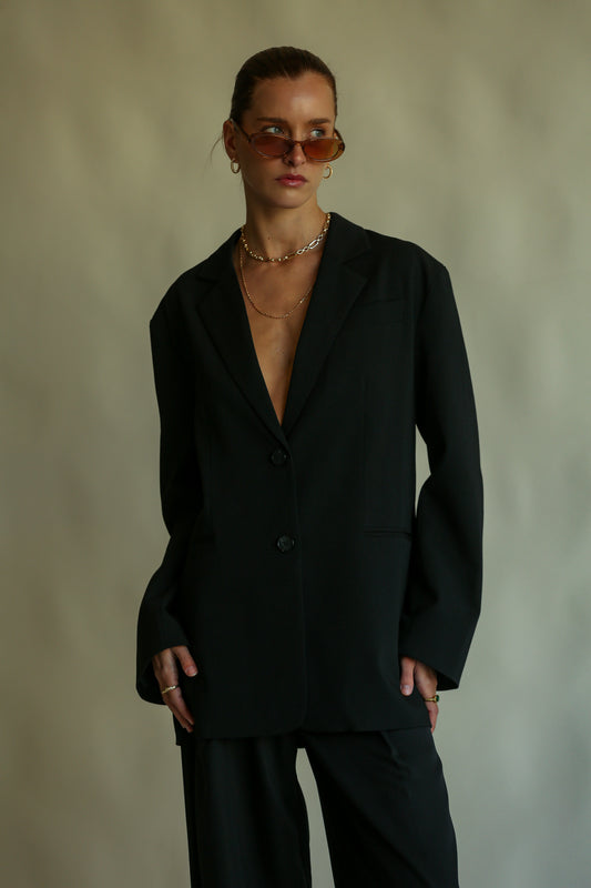 SIZE SMALL Oversized Blazer in Noir