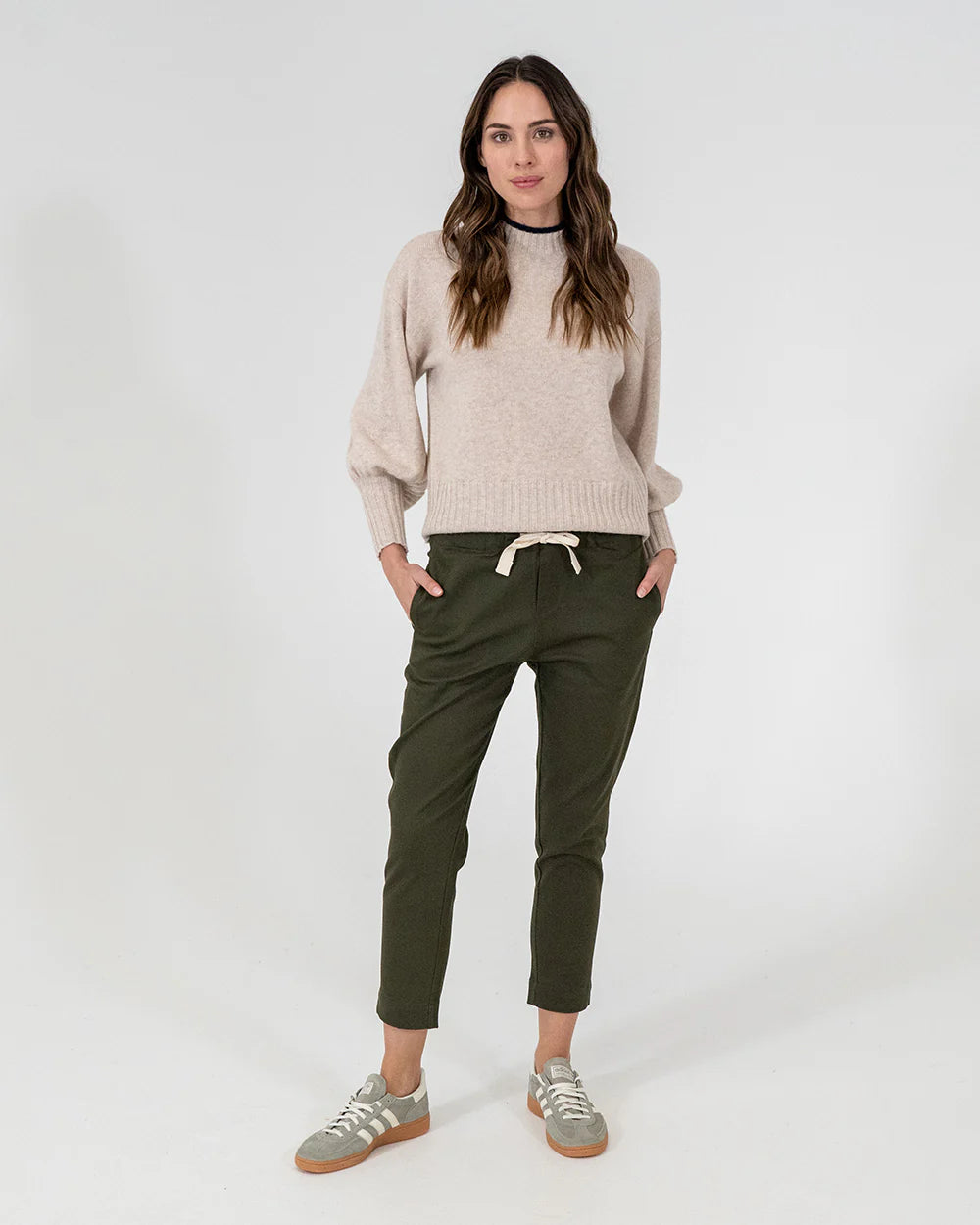 Darlington Jogger in Olive