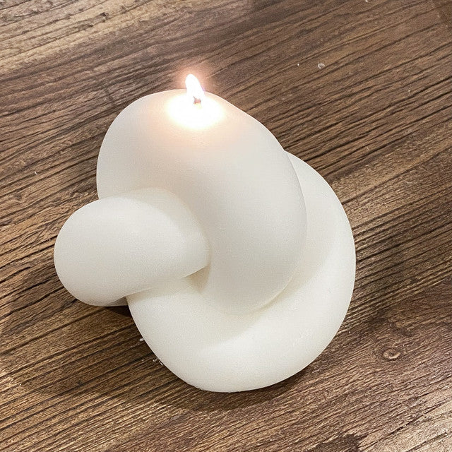 Clove Candle