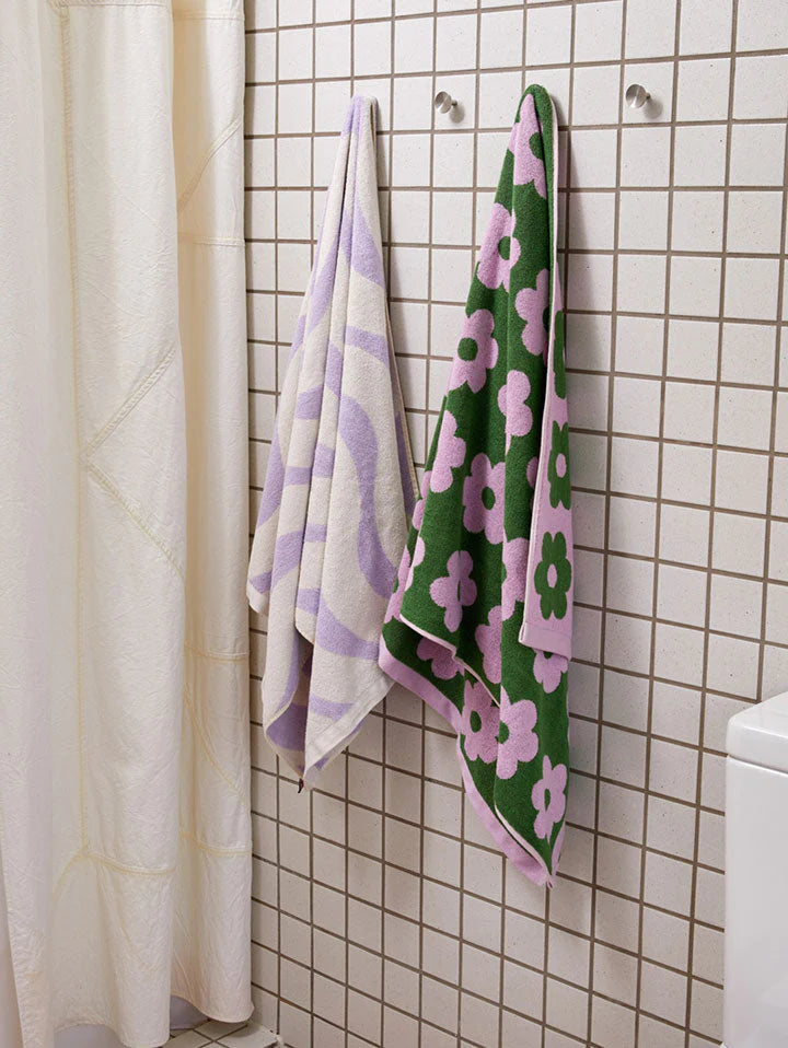 Wiggle Bath Towel