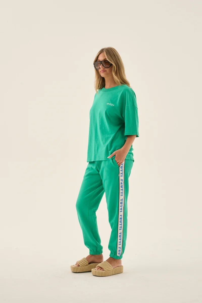 Tutti Oversized Tee in Kiwi