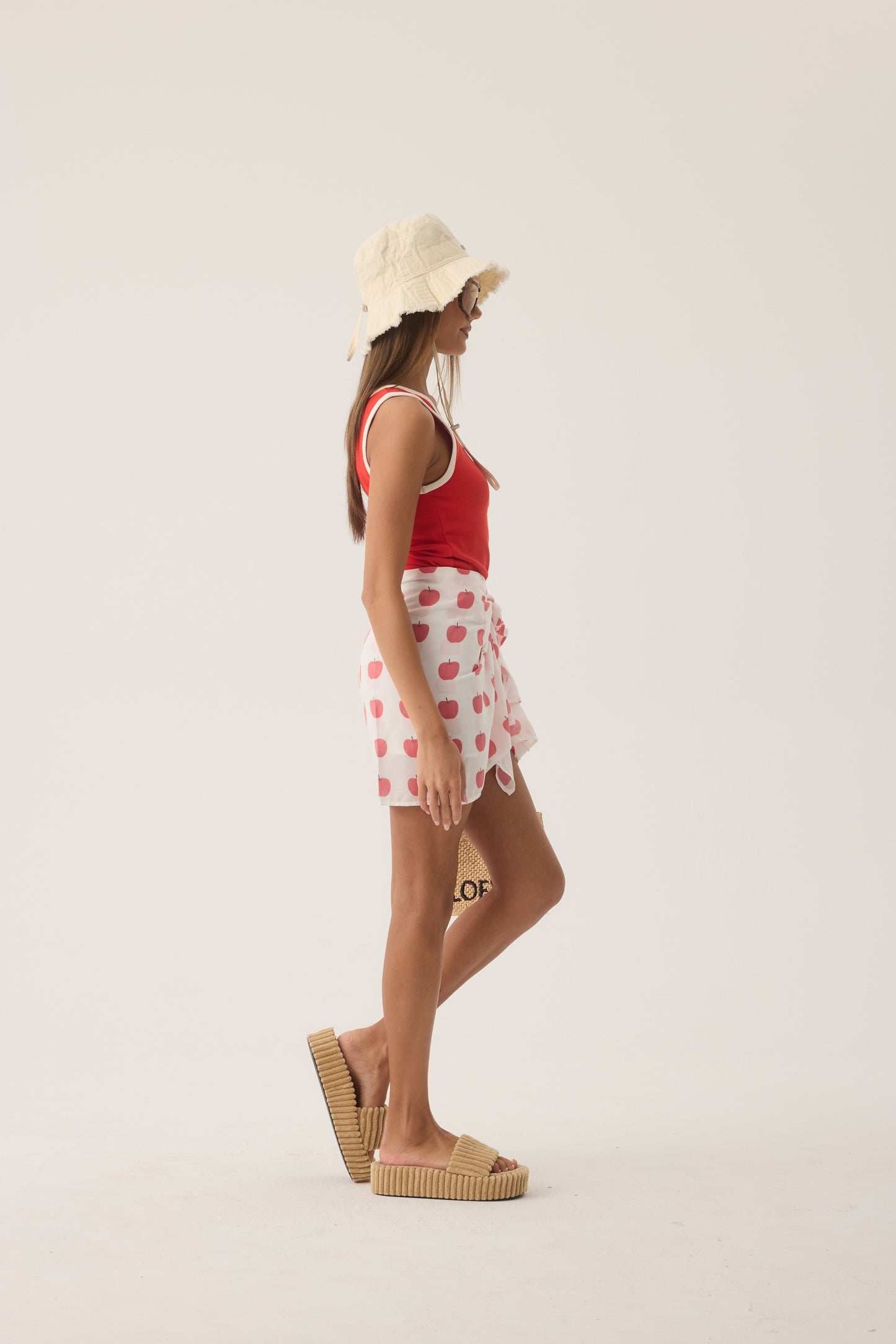 Manzana Rid Tank in Apple Red