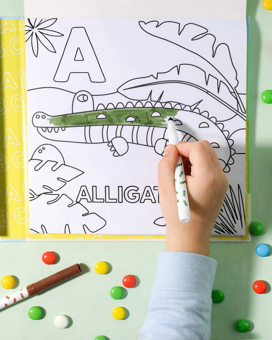 Alphabet Safari Colouring Kit