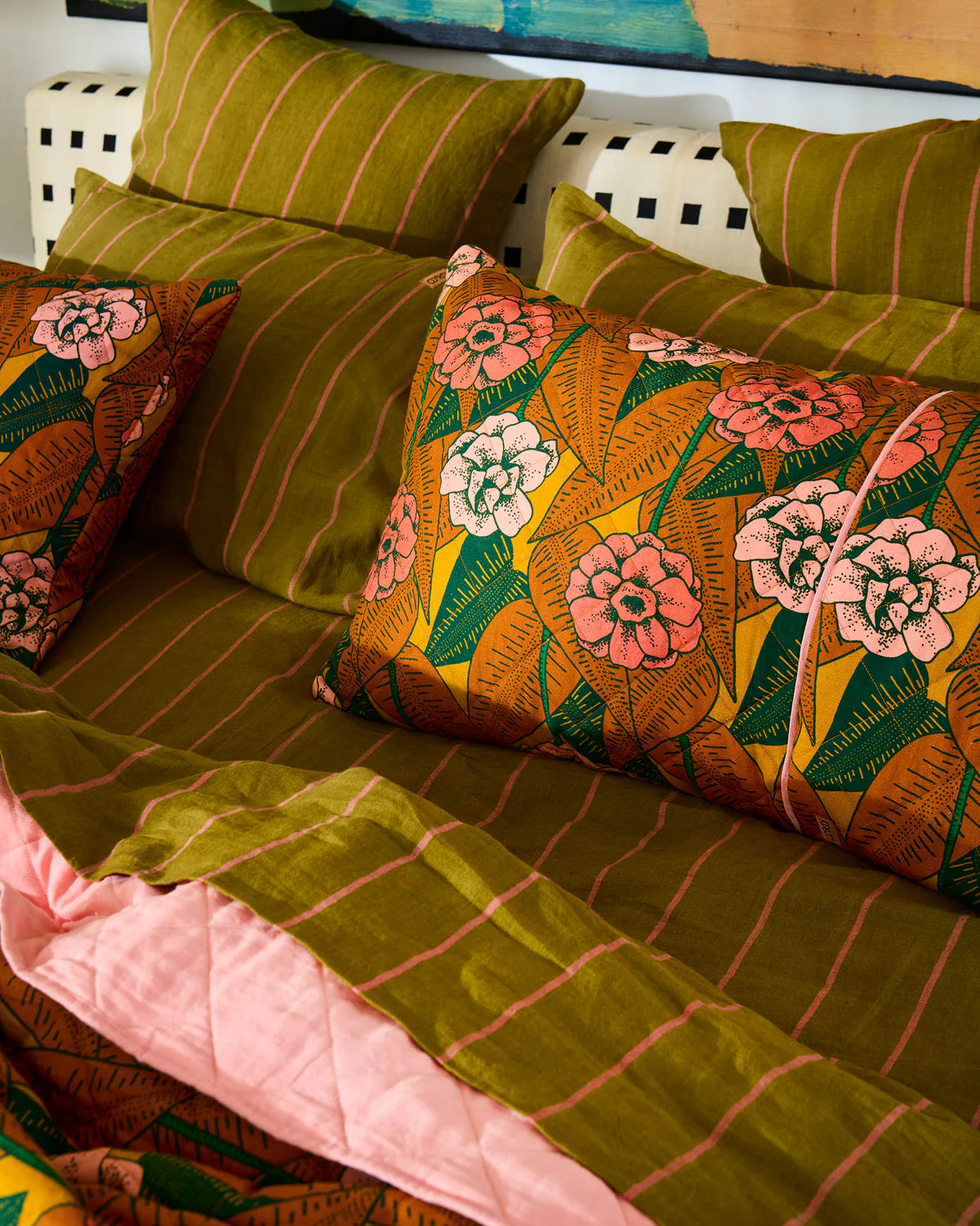 Tapenade Delight Linen Fitted Sheet