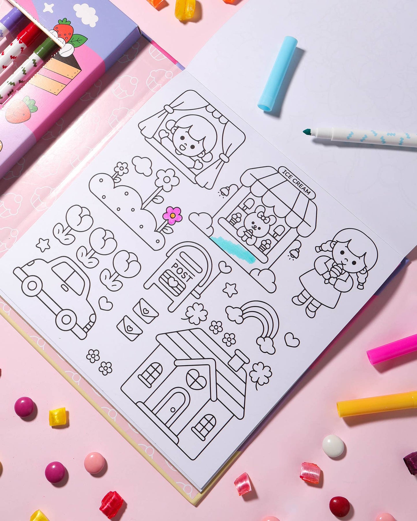Kawaii Club Colouring Kit