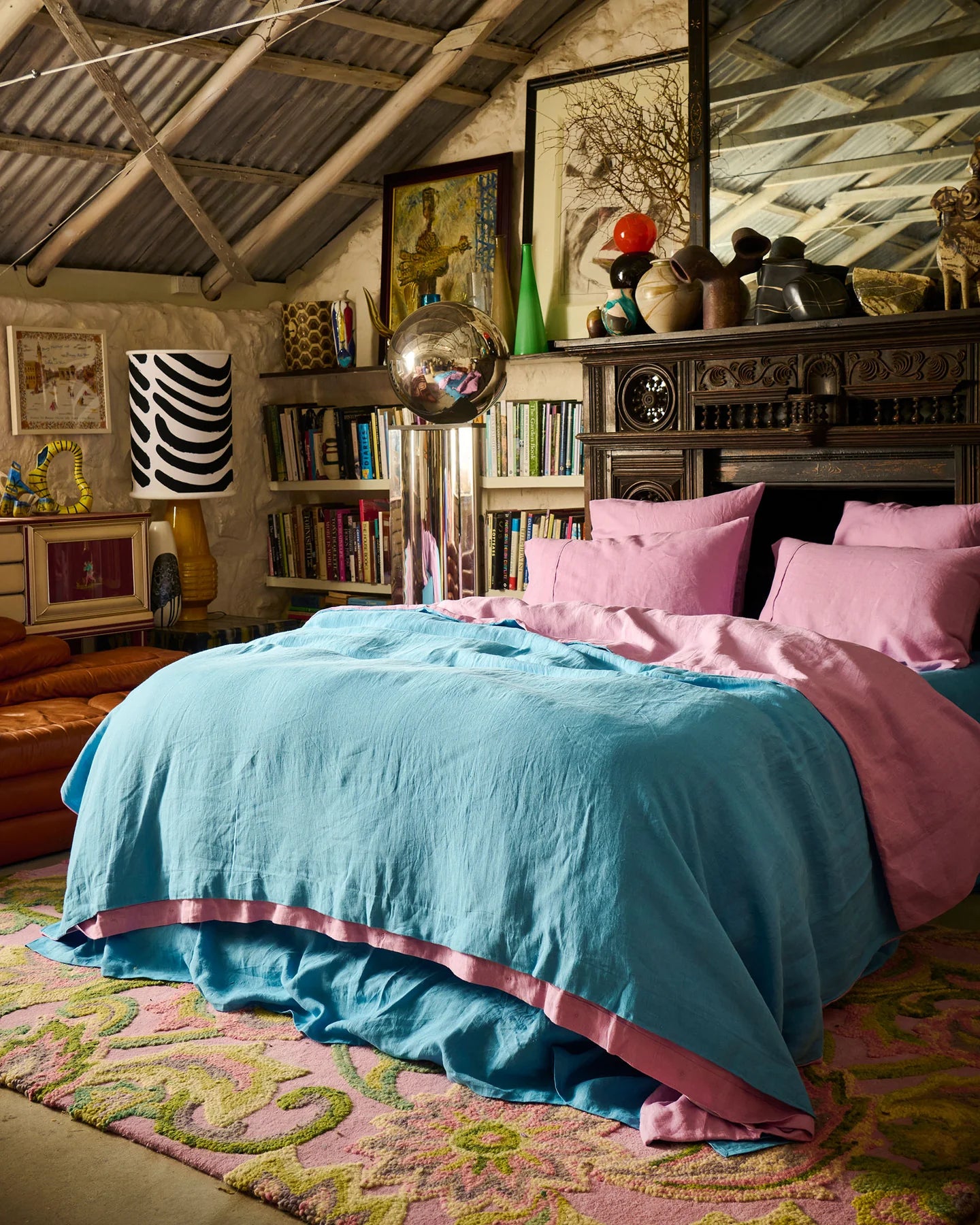 Niagara Lavender Reversible Linen Quilt Cover