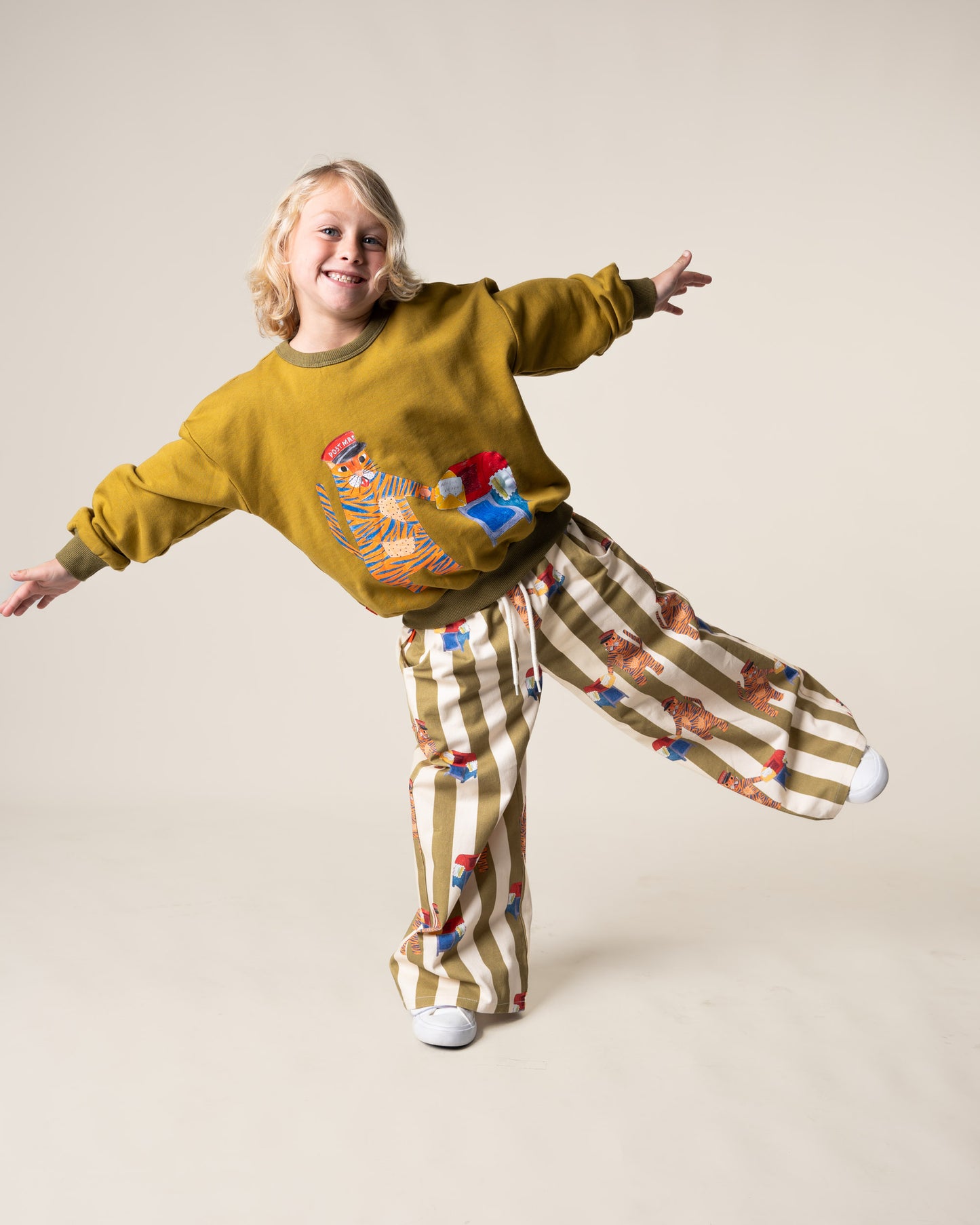 Wide Leg Pants in Tiger the Postie