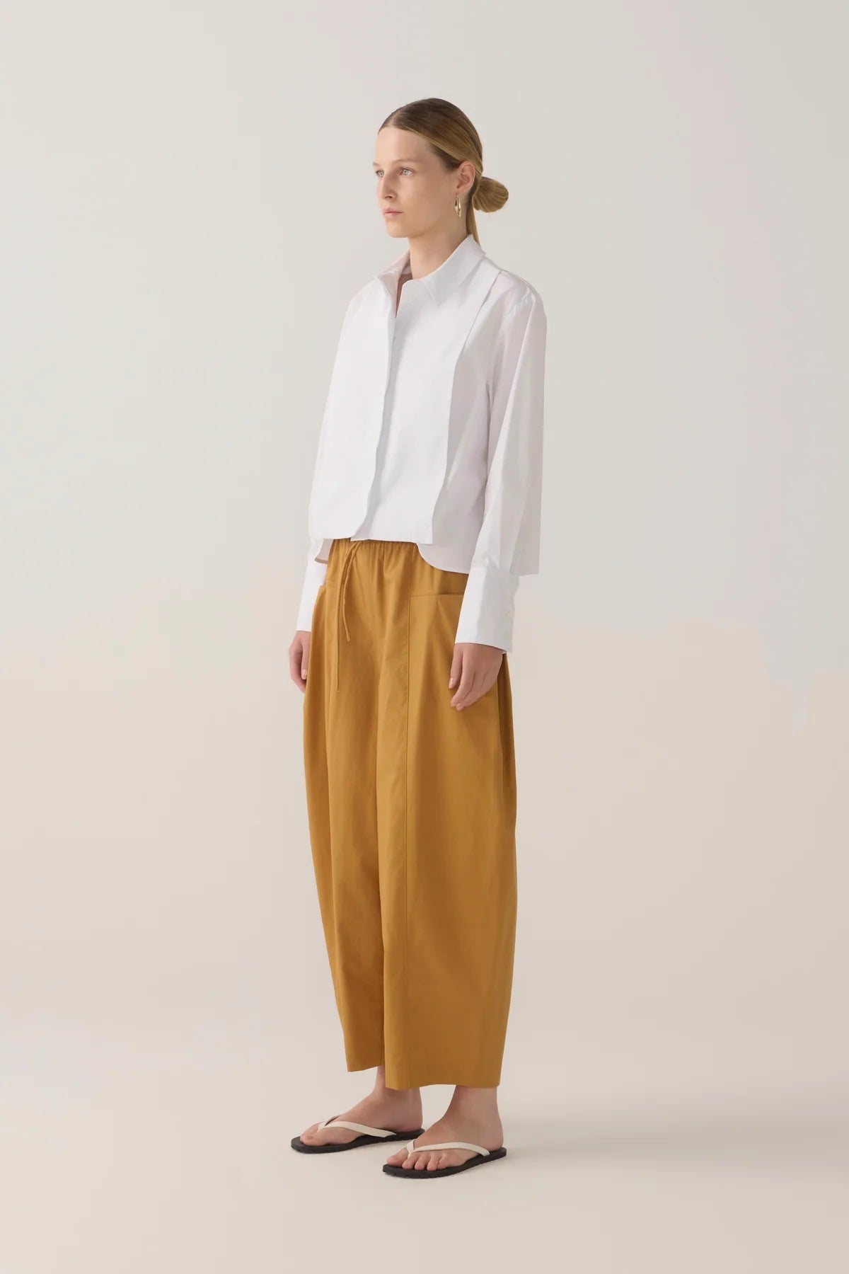 Elenor Pant