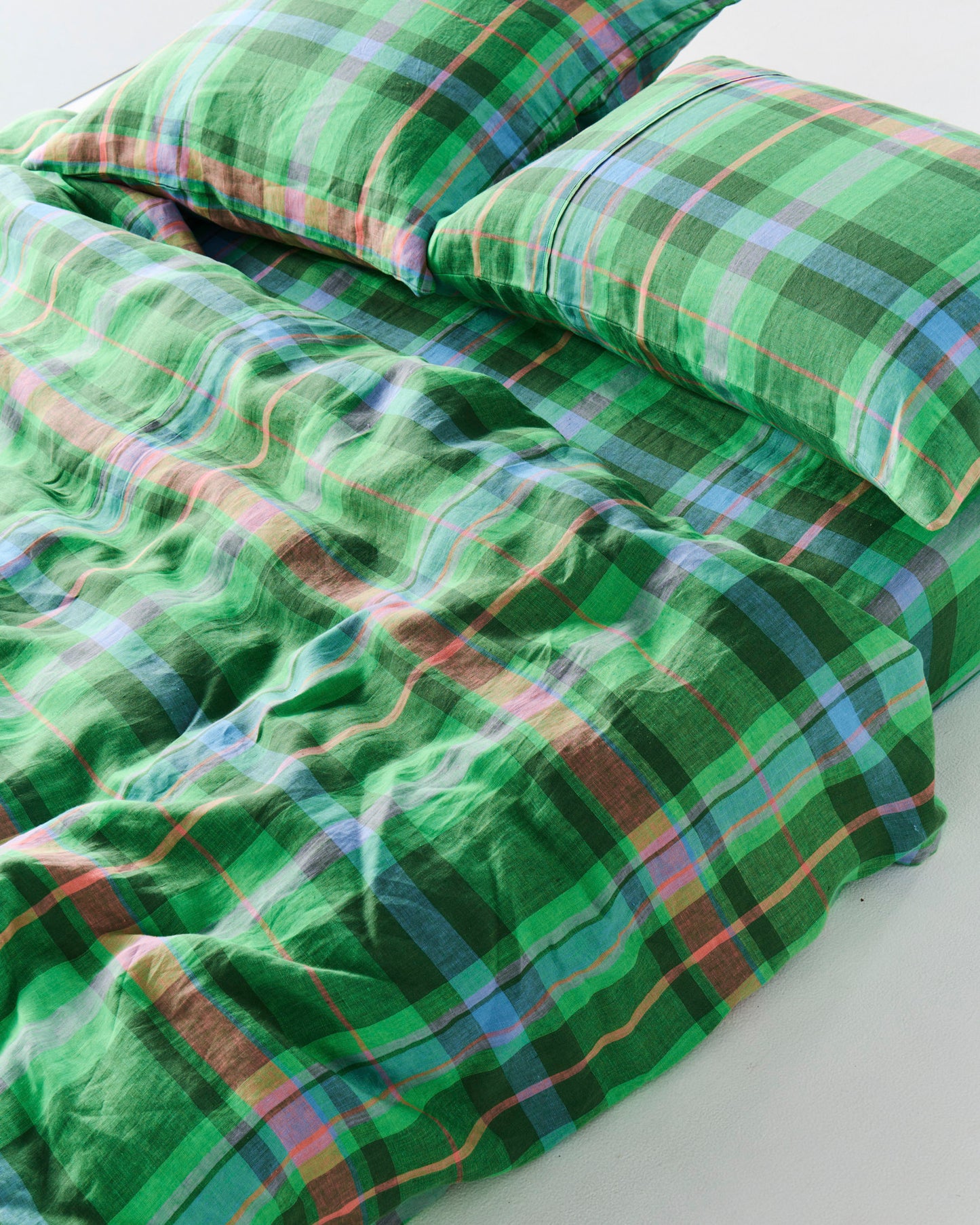 Jewel of the Nile Tartan Linen Euro Pillowcases 2 Piece Set