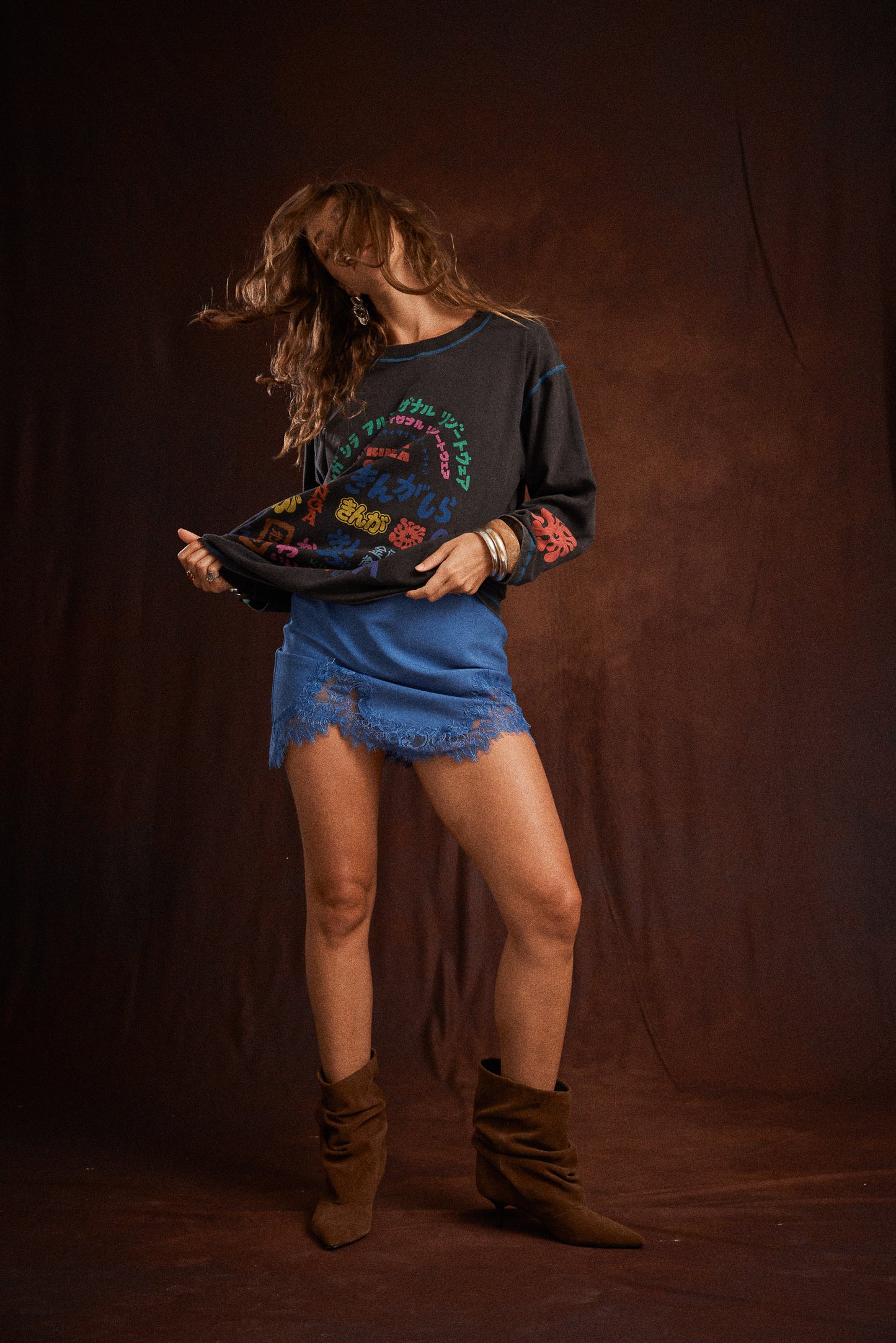 Lantern Tommy Tee