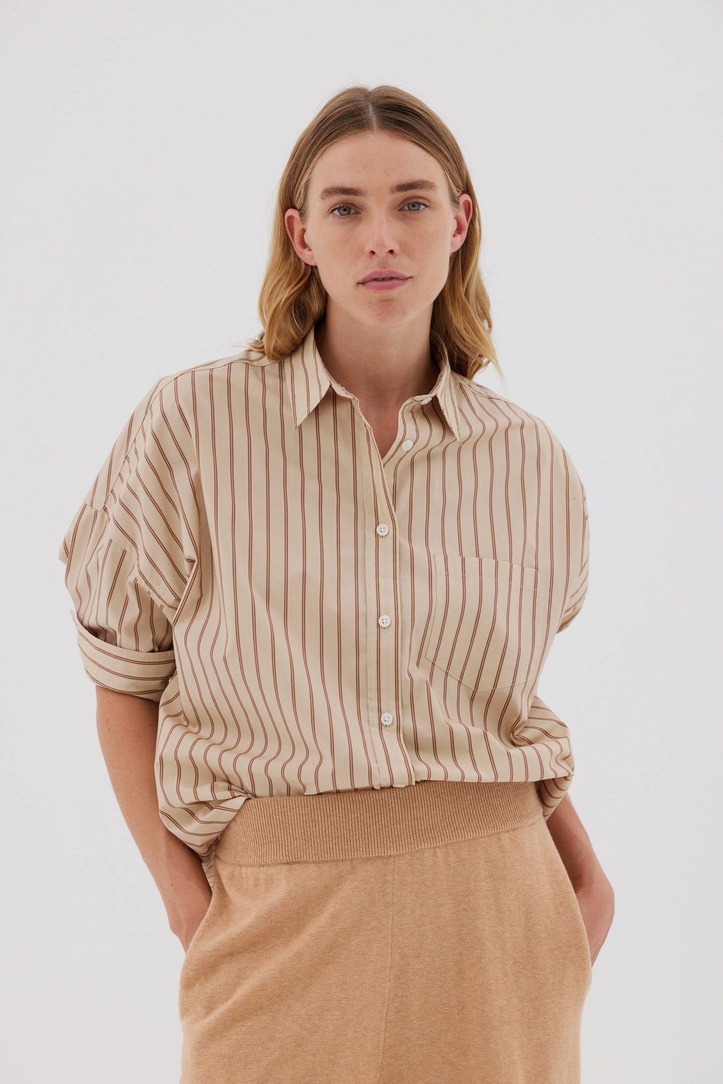 The Chiara Shirt in Oat & Nutshell Stripe