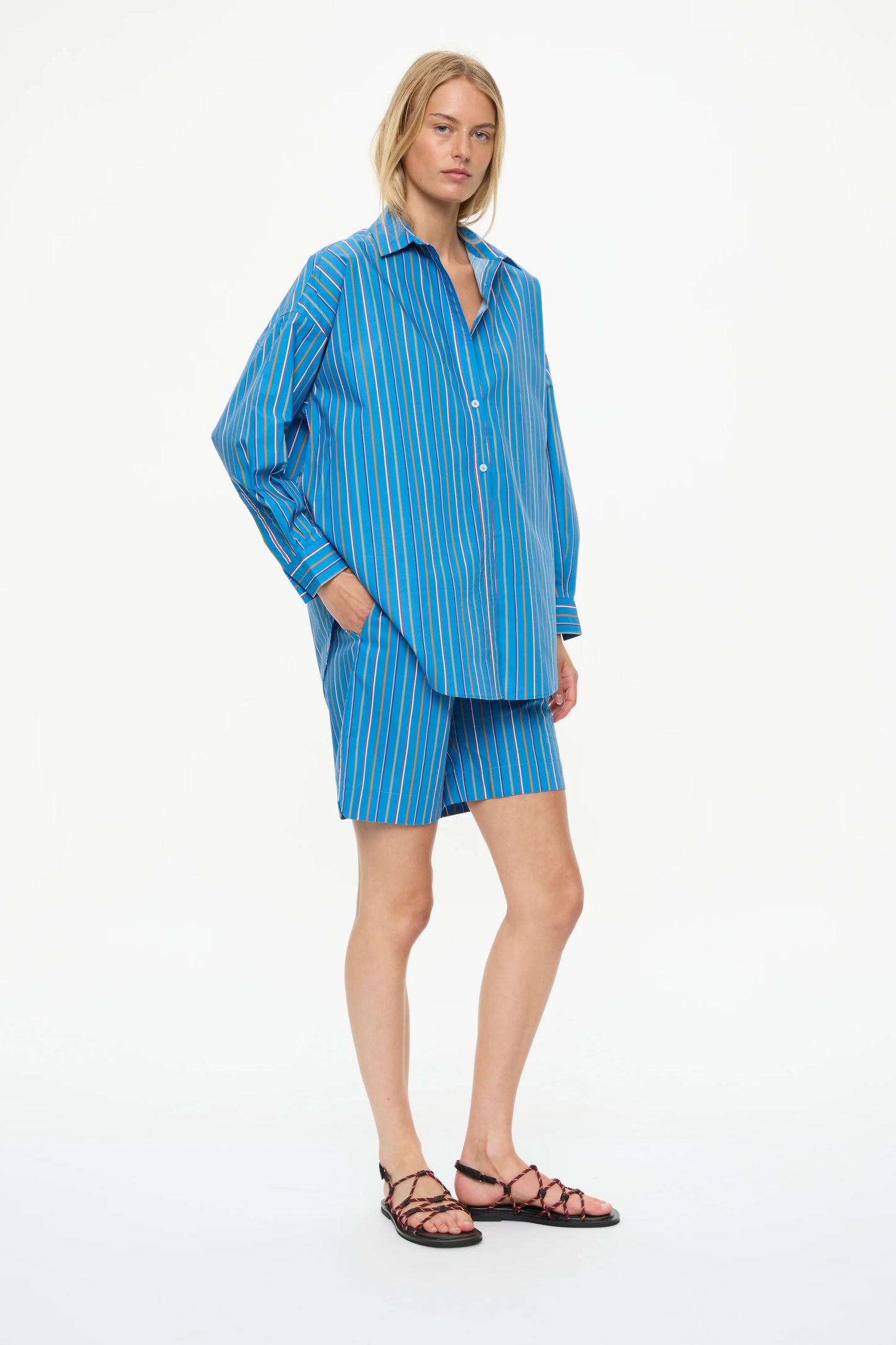 Mara Oversized Shirt in Tutti Fruitti and Ink Blue