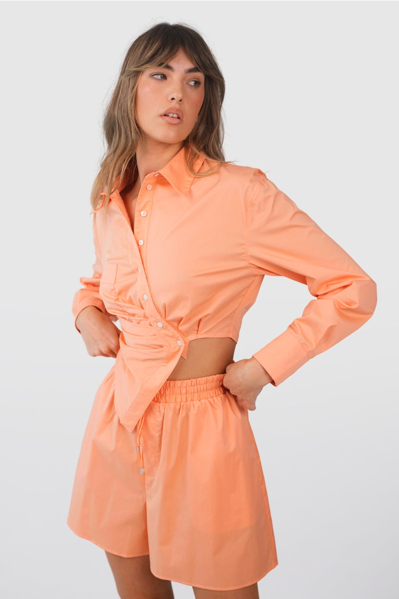 Distortion Short in Apricot